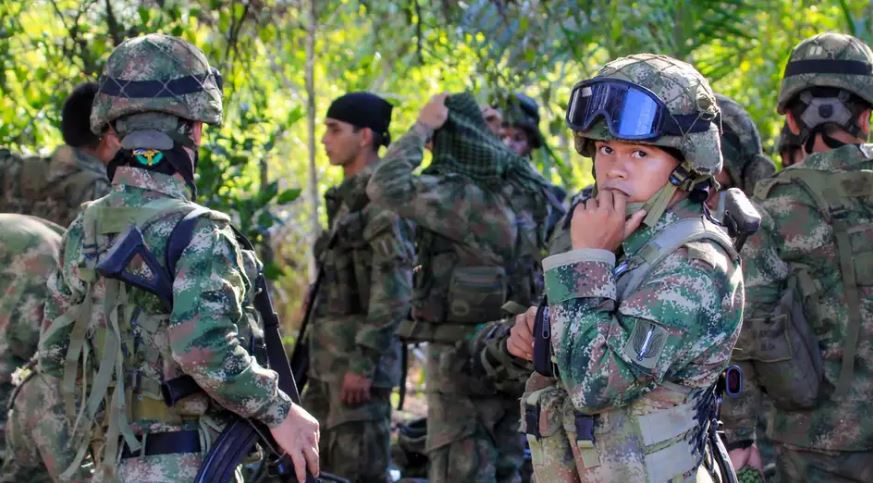 Murieron seis militares en una emboscada en Colombia: Autoridades aseguran que hay otros secuestrados