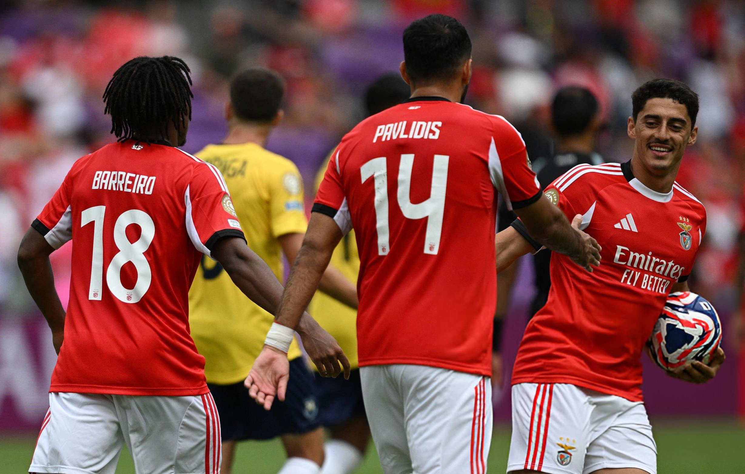 Benfica trituró al Auckland City y se acerca a los cuartos de final del Mundial de Clubes