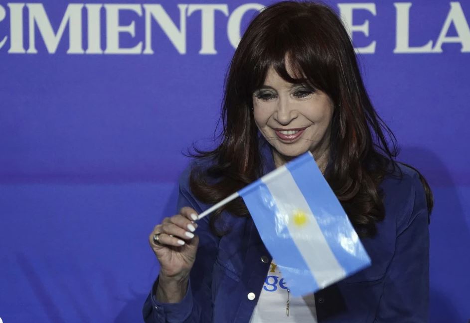 Cristina Fernández de Kirchner anunció que será candidata en Buenos Aires para frenar a la “derecha cruel y esotérica”