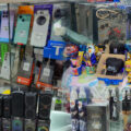 Hey, ve que es en serio, los papás quieren teléfonos, y si son iPhone, ¡mejor!