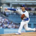 Shohei Ohtani estrenó en el montículo con los Dodgers