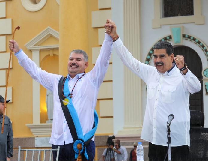 Maduro durante juramentación de Luis Caldera: 