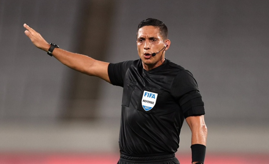 El venezolano Jesús Valenzuela debutará en el Mundial de Clubes como árbitro principal