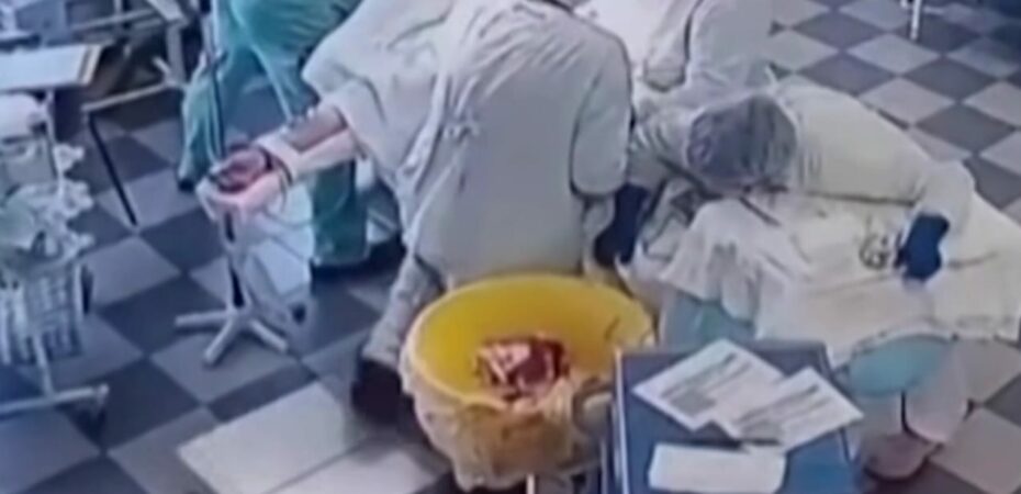 Médicos oncólogos continuaron operando a un paciente durante el terremoto de 8.8 en Rusia: Serán galardonados por su heroica labor