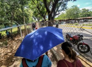 ¡SIN TREGUA!: Persiste el ‘calorón’ en Maracaibo