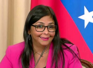 Venezuela entrega documento y defiende derecho sobre la Guayana Esequiba en la CIJ