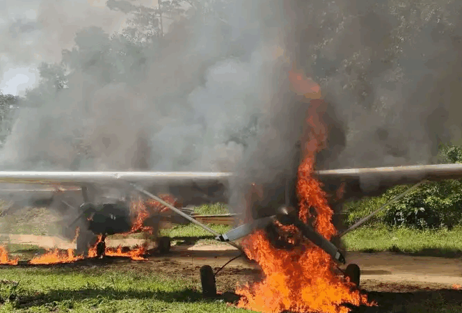 Destruyen dos aeronaves y un centro logístico en Apure