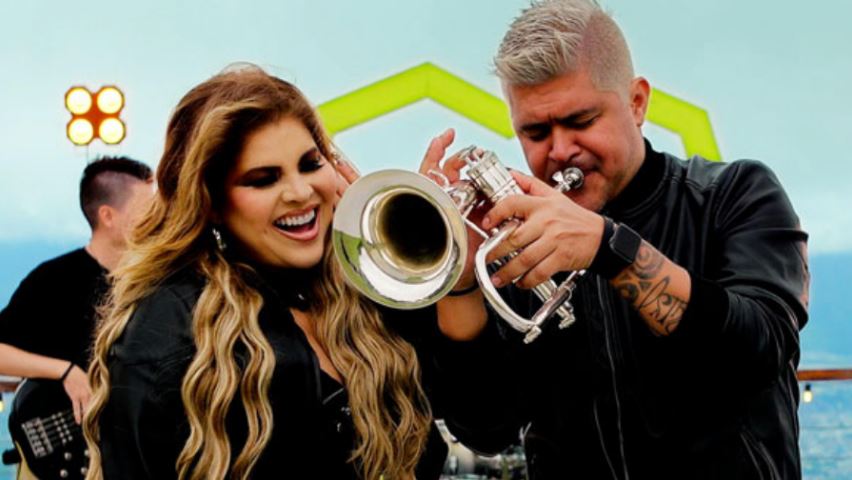 Diveana lanza la versión de lujo de "Tus Ojos"
