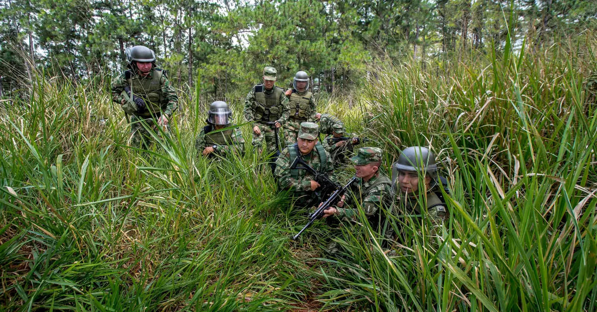 Militares