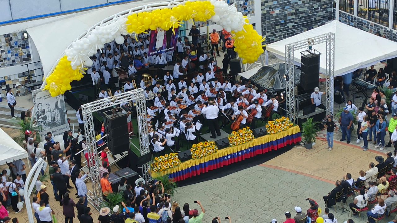 Isnotú vibró con un concierto infantil en honor a José Gregorio Hernández