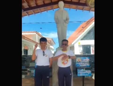 Estudiantes rinden homenaje a José Gregorio Hernández a través del lenguaje de señas