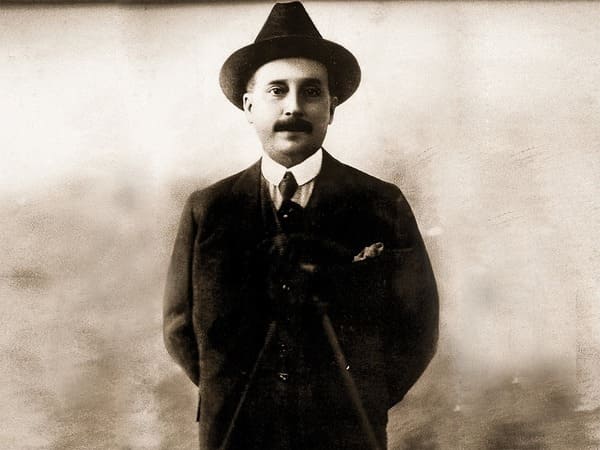 El artista que puso una sonrisa: La historia detrás de la imagen oficial de José Gregorio Hernández