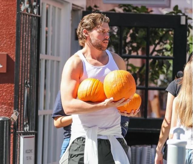 De tal palo...tal astilla: Hijo de Arnold Schwarzenegger presume de su increíble musculatura tras su transformación física