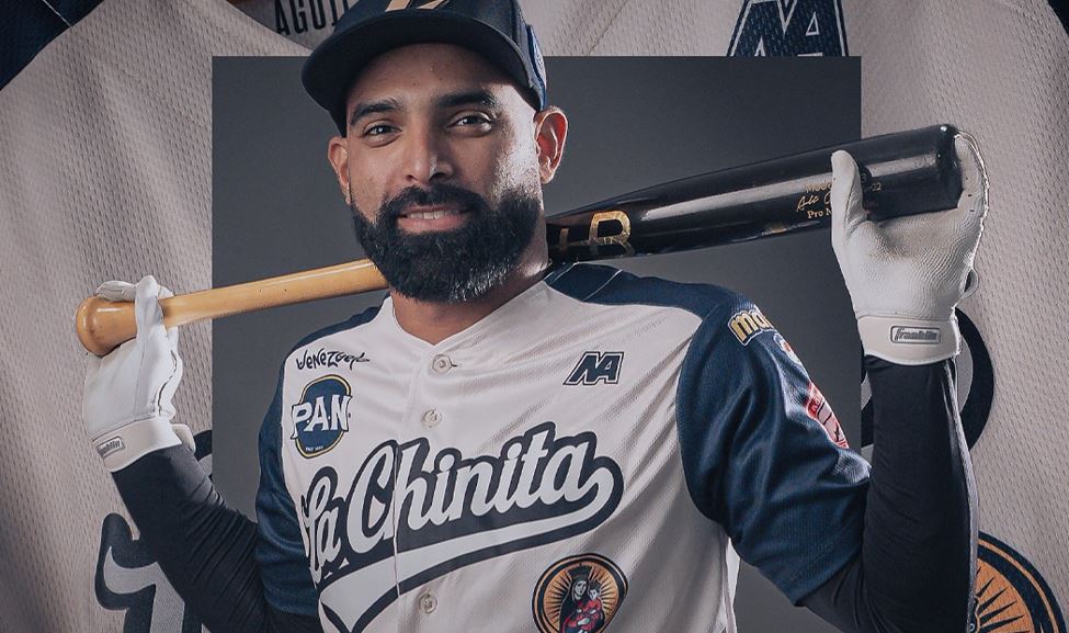 Jugadores zulianos de Águilas honran la tradición en el Juego de la Chinita