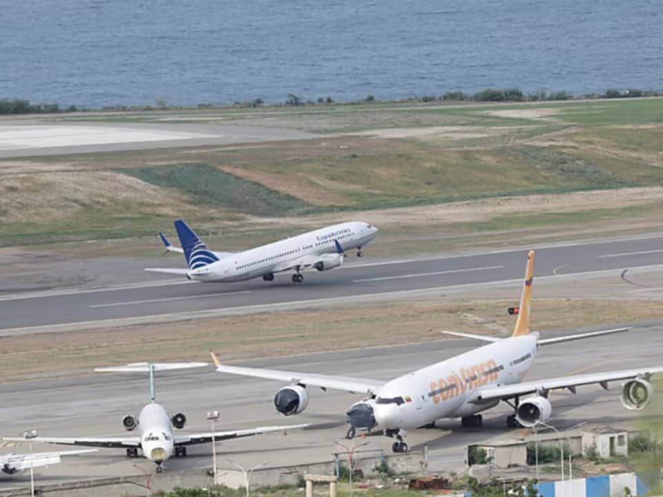 Consecomercio plantea ampliación de rutas nacionales e internacionales con aerolíneas venezolanas para asegurar conectividad