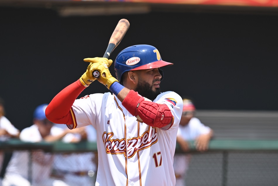 Venezuela debuta blanqueando a Ecuador en los Juegos Bolivarianos