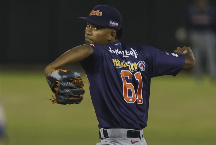 Caribes doblega a Águilas en casa y se acerca a la cima del Round Robin