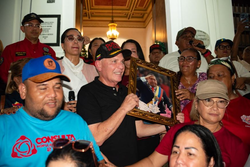 Alcalde de Maracaibo se alinea con Gobierno nacional para preservar la Constitución