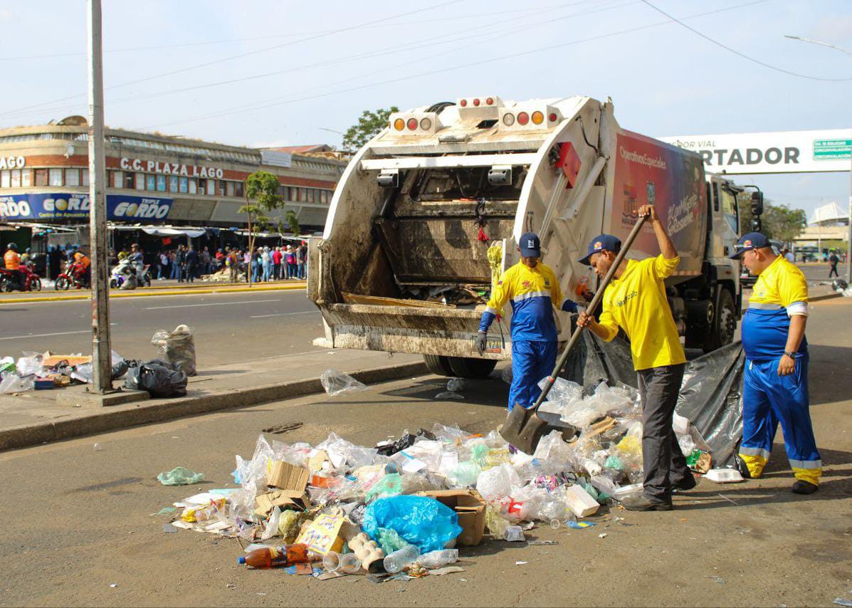 Más de 3 mil toneladas de desechos removió la Alcaldía de Maracaibo en el centro