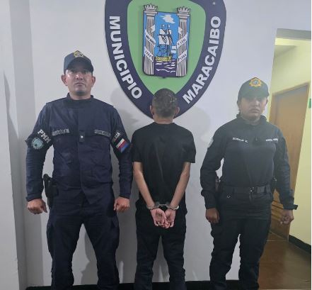 Polimaracaibo lo capturó en la Curva de Molina: Estaba solicitado por múltiples delitos