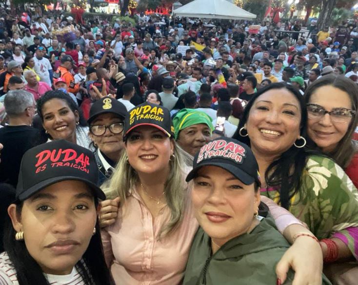 Primera dama del Zulia encabeza marcha en respaldo a Maduro
