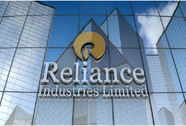La empresa energética Reliance Industries compró dos millones de barriles de petróleo venezolano a Vitol: Reuters