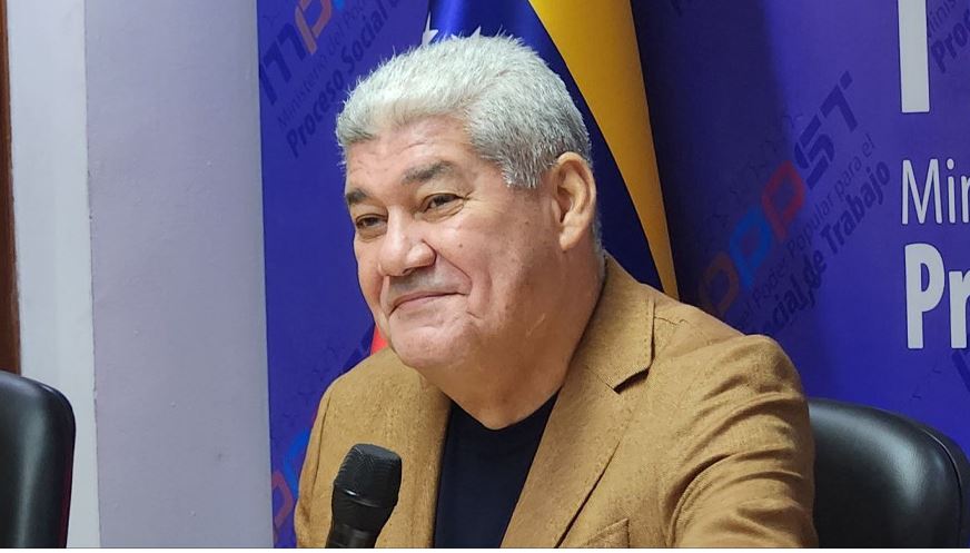 Ministro de Trabajo adelantó que pronto habrá noticias salariales en el país