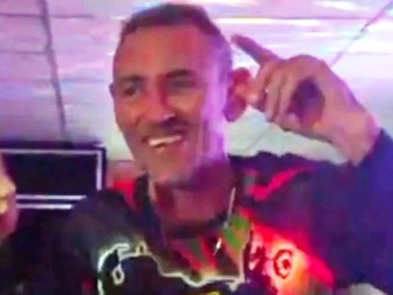 Pereció al estrellarse mientras hacía 