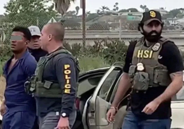 Venezolano pagará ocho meses de prisión por darle un mordisco a un agente del ICE