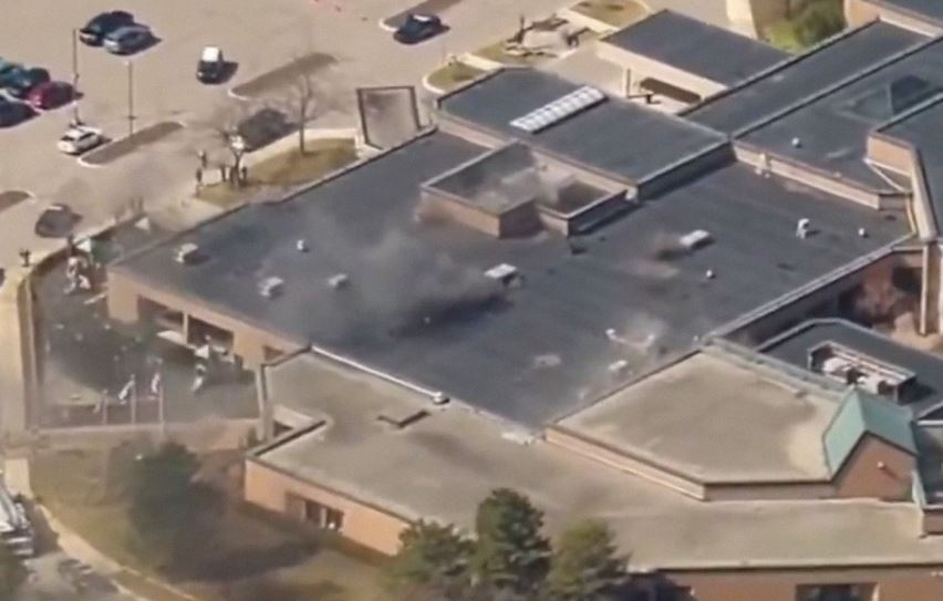 Reportan un tirador activo en la sinagoga Templo de Israel en Michigan