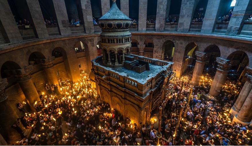 Desciende el Fuego Sagrado en Jerusalén