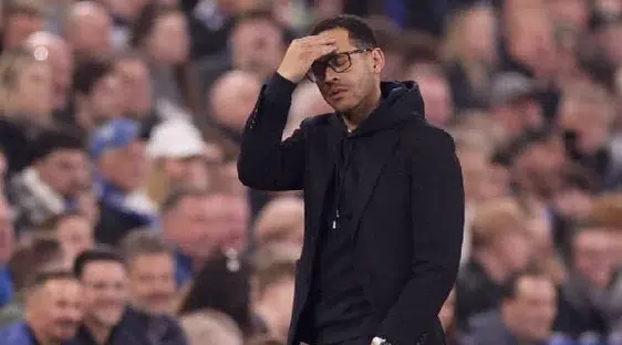 El Chelsea despidió a Liam Rosenior tras racha histórica de malos resultados