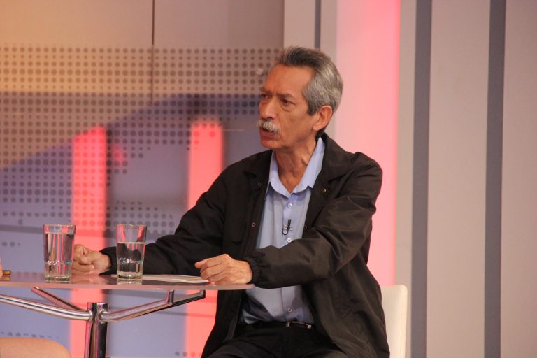 Ingreso mínimo de $240 se pagará en dos partes: Oswaldo Vera