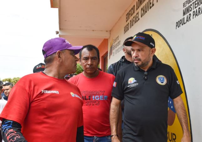 Alcalde Héctor Soto: “Más de 600 comerciantes serán beneficiados con la intervención integral de MercaSur"