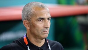 Túnez destituye a su entrenador tras la goleada sufrida ante Suecia