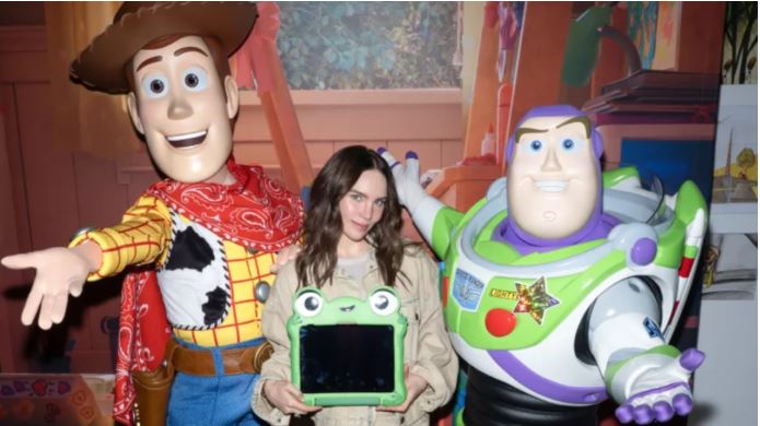 Belinda será la voz de Lilypad en 