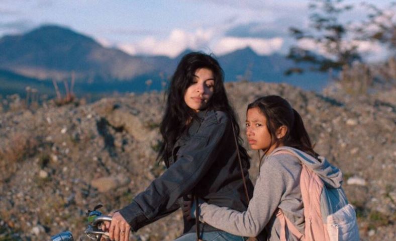 Cazzu debuta como actriz en Netflix con la película "Risa y la cabina del viento"