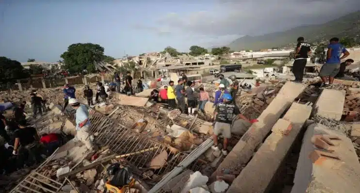 "Se elevan a mil 430 los muertos y a más de tres mil 238 los heridos por el doble terremoto": Jorge Rodríguez