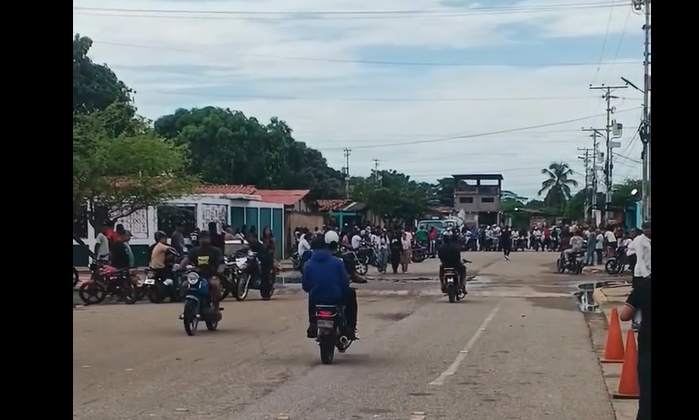 En Bachaquero también están hartos de las motos con resonado