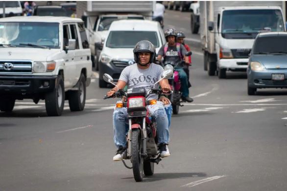 El calvario de los motorizados: La anarquía que atormenta a Maracaibo