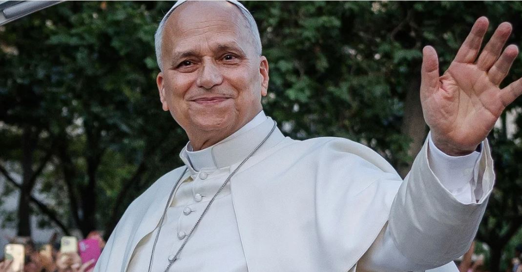 "Si la vida deja de ser reconocida como un valor fundamental, ¿qué futuro pueden tener nuestras sociedades?: El papa León XIV en contra del aborto y la eutanasia