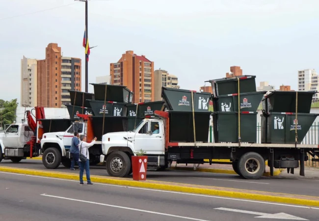 Maracaibo avanza en su plan de saneamiento con la instalación de 100 contenedores de desechos sólidos