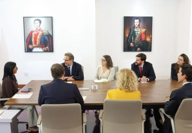 HRW al concluir su visita a Venezuela: "Hay una pausa en lo que llamamos la represión"