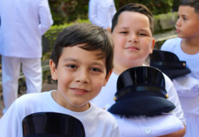 La Basílica de la Chinita se vistió de fervor mariano al juramentar la nueva Sección Infantil-Juvenil de los Servidores de María