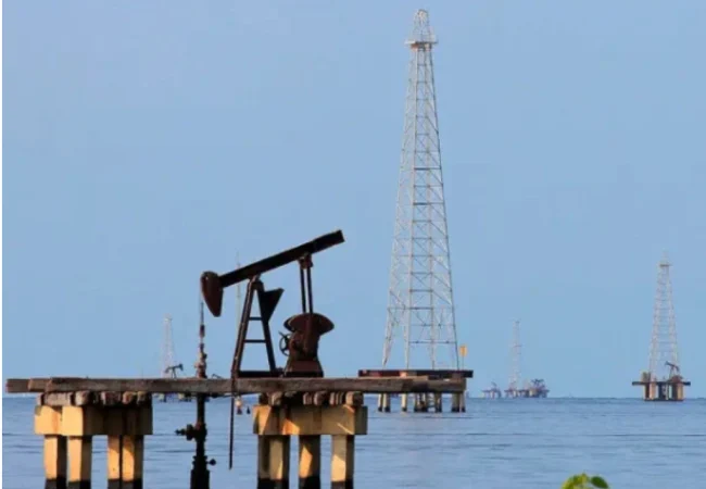 Venezuela requerirá hasta 220 mil millones de dólares para hacer resurgir su industria petrolera