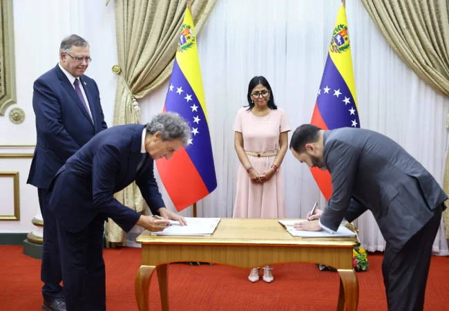 Venezuela firmó memorando de entendimiento con la empresa TotalEnergies E&P New Ventures
