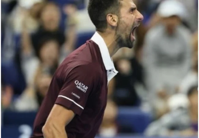 Djokovic mantiene su dominio en Pekín y avanza a octavos de final