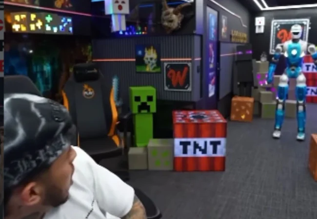 ¡Casi sale corriendo! Westcol se pega tremendo susto al encender su nuevo robot en pleno stream