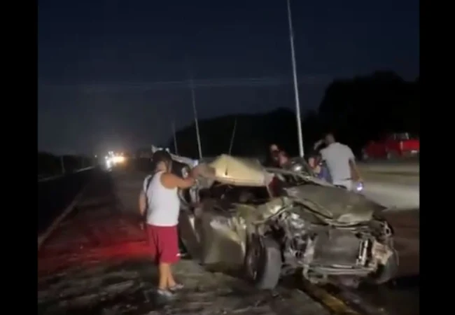 Un fallecido y dos heridos tras colisión múltiple en la avenida Bicentenario de Higuerote