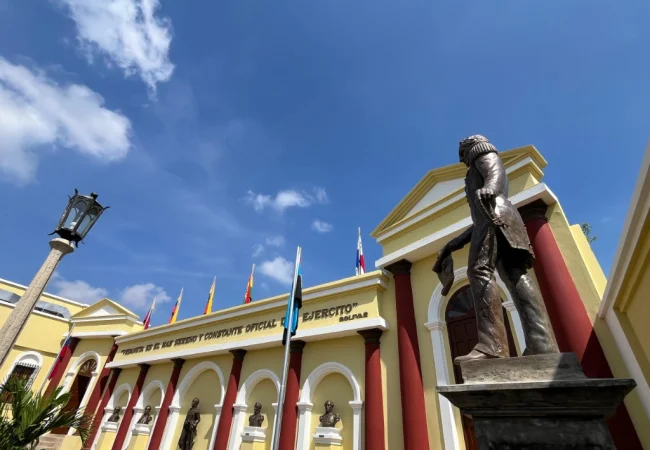 Secretaria de Cultura del Zulia recuperó y devolvió al Museo Urdaneta la primera estatua pedestre que llegó a Maracaibo de "El Brillante" hecha en Italia hace 137 años